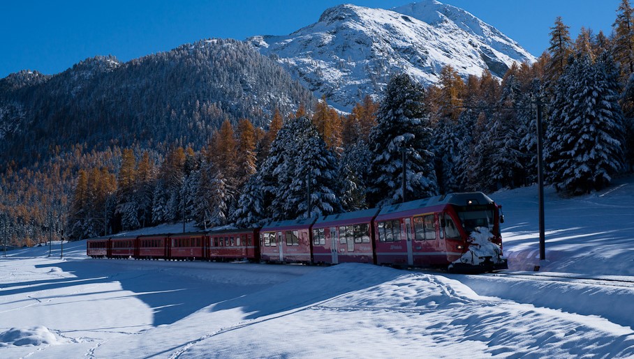 Natale sul Trenino Rosso del Bernina in Valposchiavo